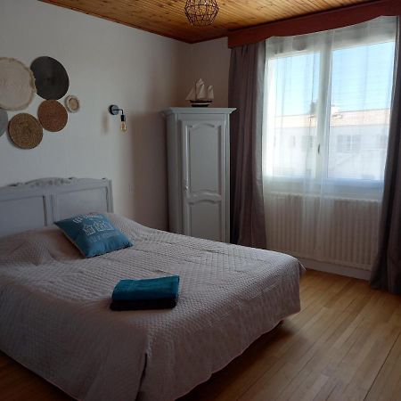 Les Crevettes Bed & Breakfast L'Epine  ภายนอก รูปภาพ